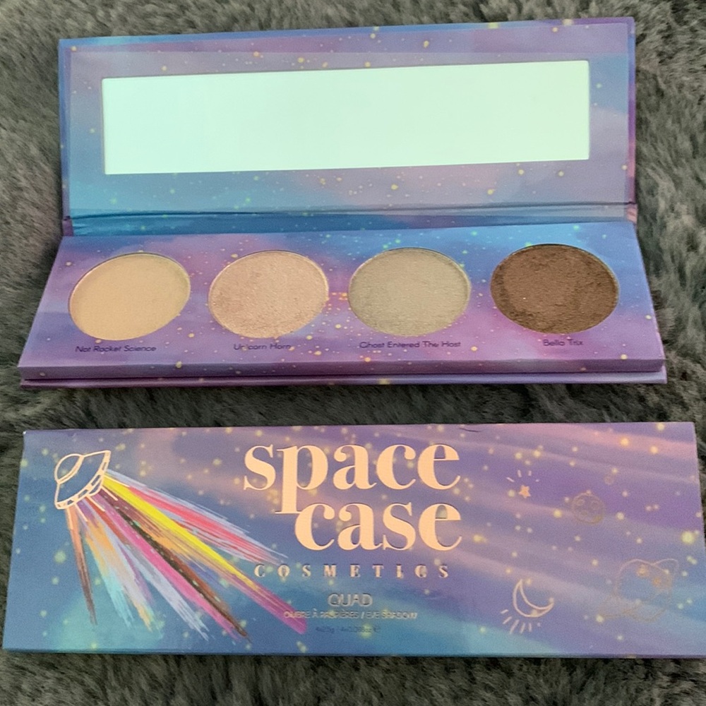 Space Case Eyeshadow Palette Quad